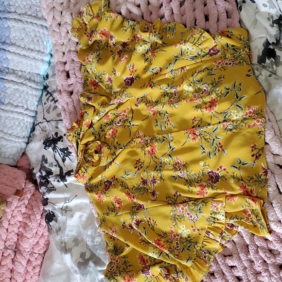 Zara Floral blouse - Picture 2 of 6